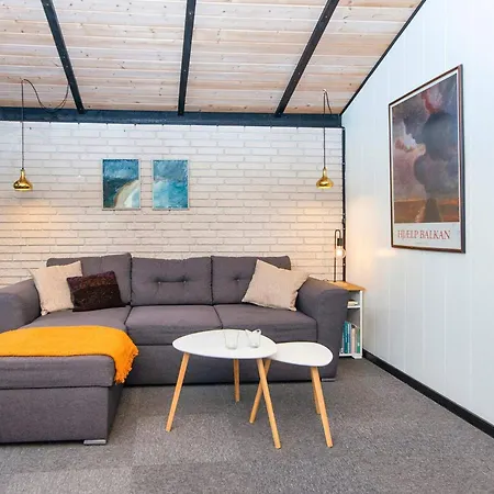 Charming Retreat By River Hébergement de vacances