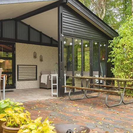 Casa vacanze Charming Retreat By River